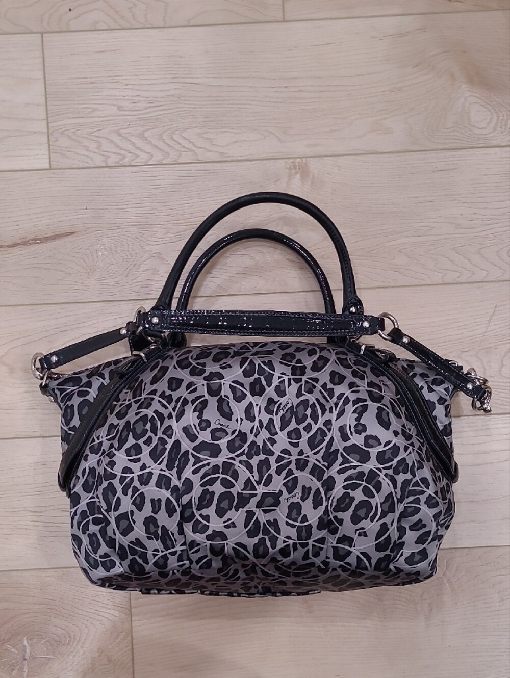 2010's Vintage Coach Madison Ocelot Sophia Satchel - Picture 6 of 16